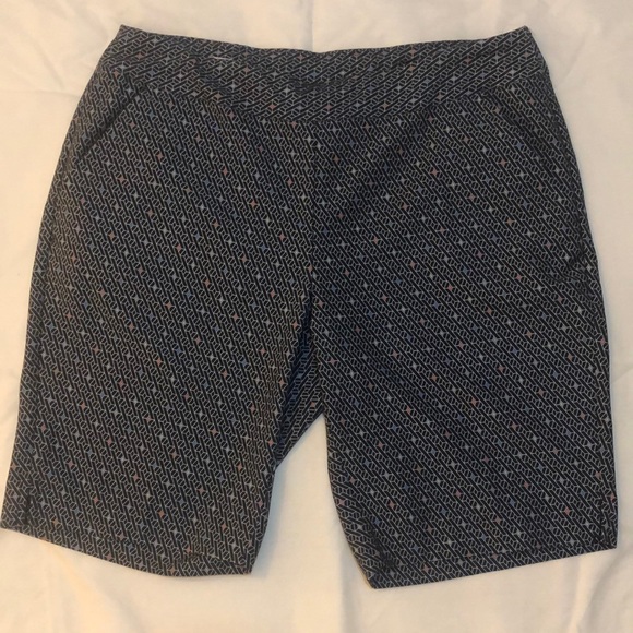 Greg Norman Collection Pants - Greg Norman Women’s Gold short